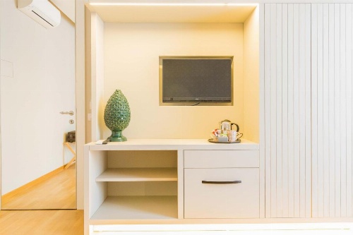 200 ROOMS & TERRACE image 14